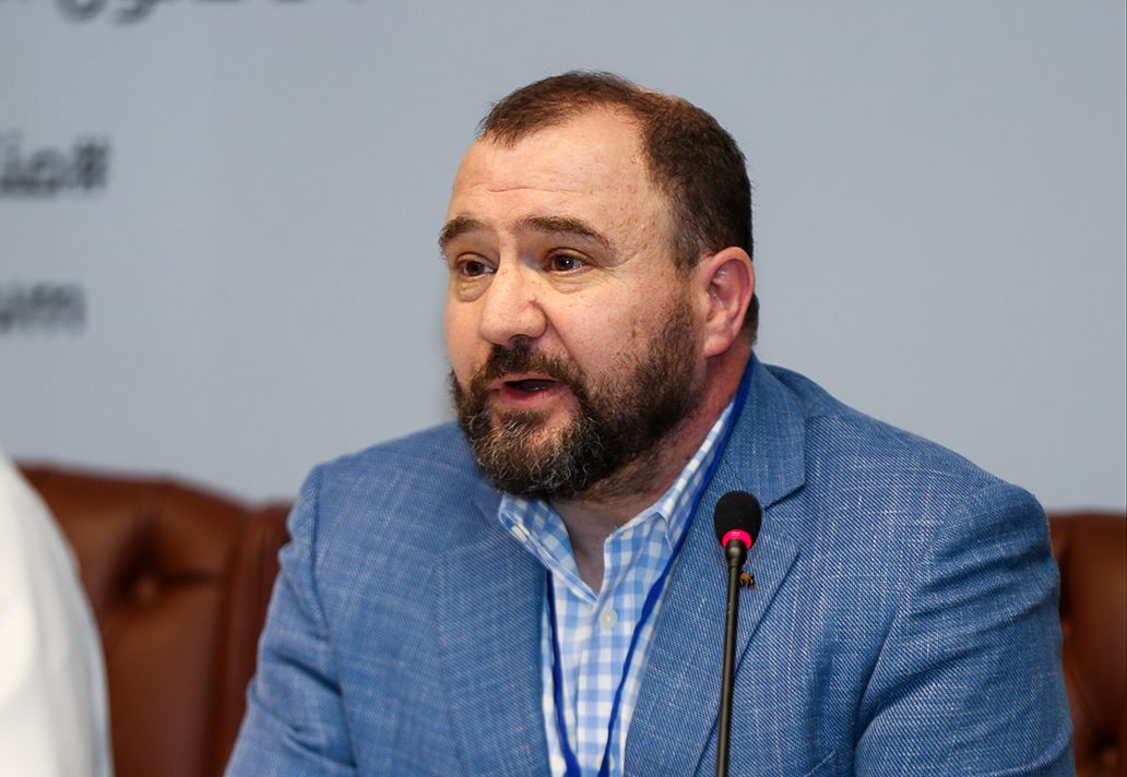 روري ميلر: العلاقات الأمنية بين الولايات المتحدة ودول الخليج: رؤية إقليمية متجددة في عصر متقلّب